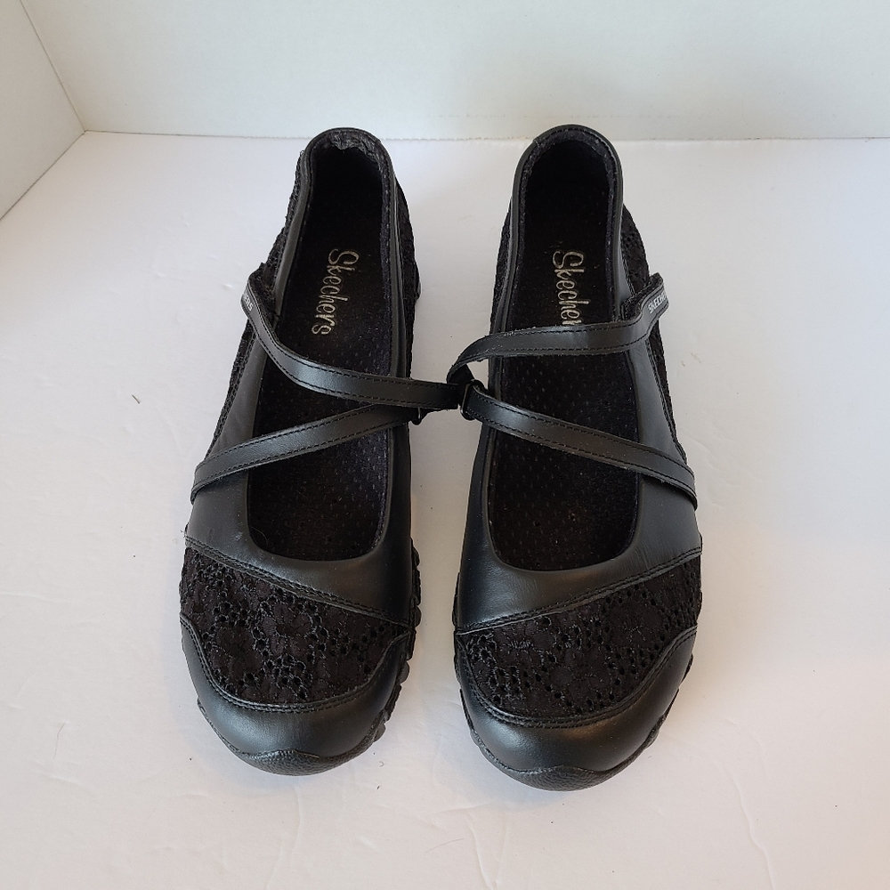 Black Skechers Velcro Shoes, 7M - Picture 2 of 9